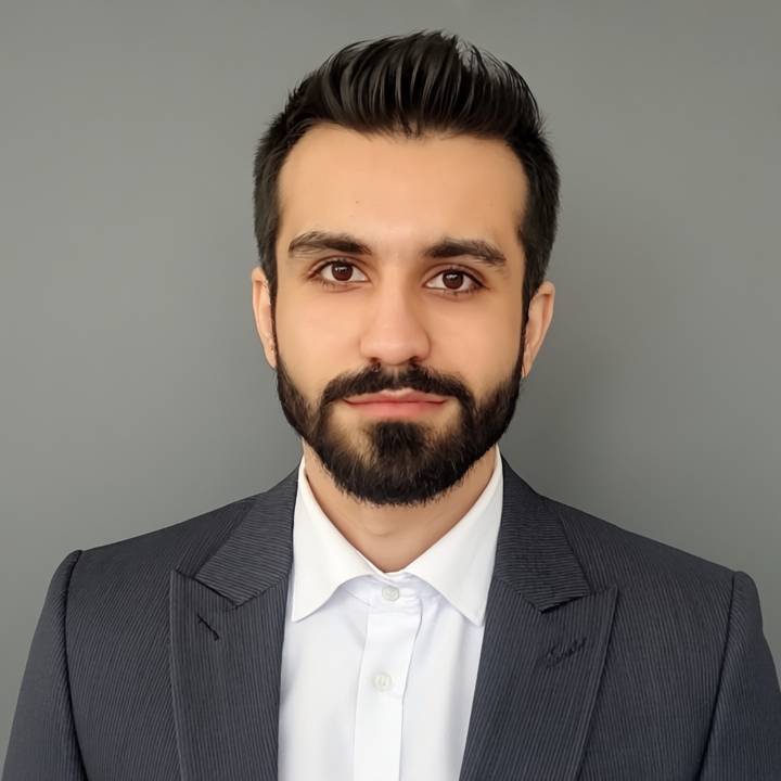  مهدی  شکیباپور